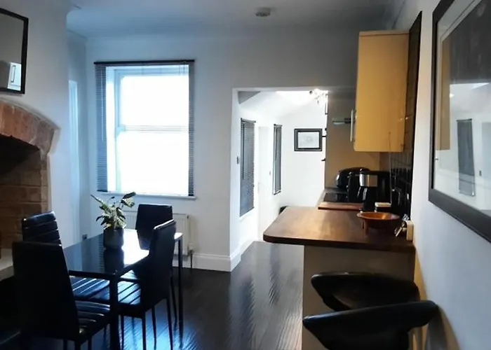 Smart Stay On Franklin Road